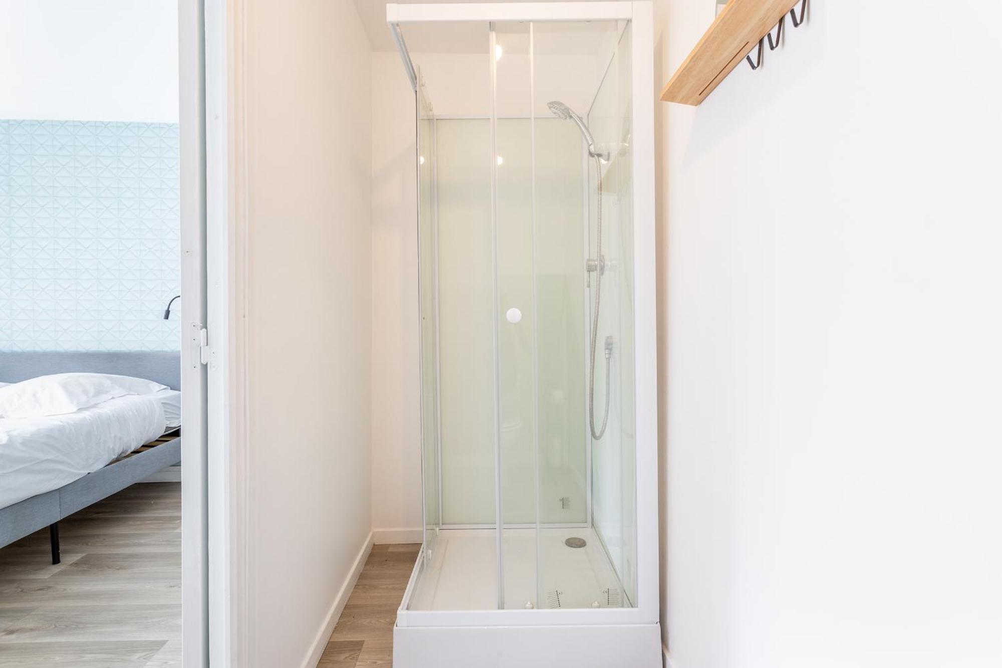 S&K Suite Grande Rue Roubaix - Chambre Spacieuse Et Sdb Privee - Netflix Et Cuisine Exterior foto