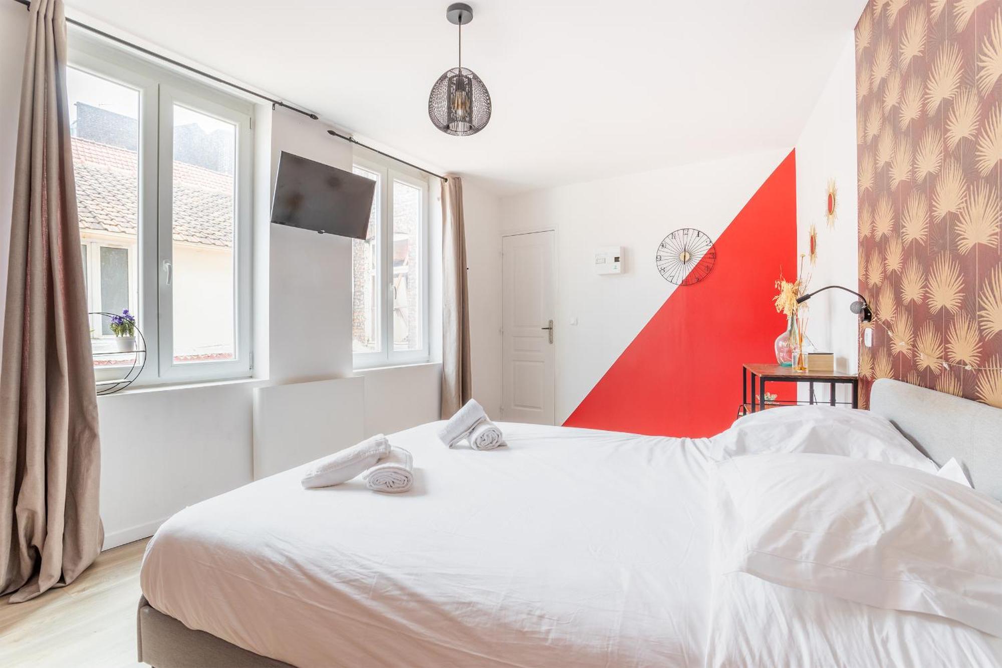 S&K Suite Grande Rue Roubaix - Chambre Spacieuse Et Sdb Privee - Netflix Et Cuisine Exterior foto